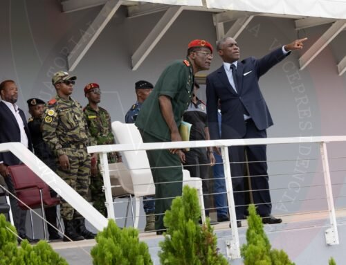 El vicepresidente inspecciona los últimos preparativos para el Desfile del 45º Aniversario del Golpe de Libertad de G.E.